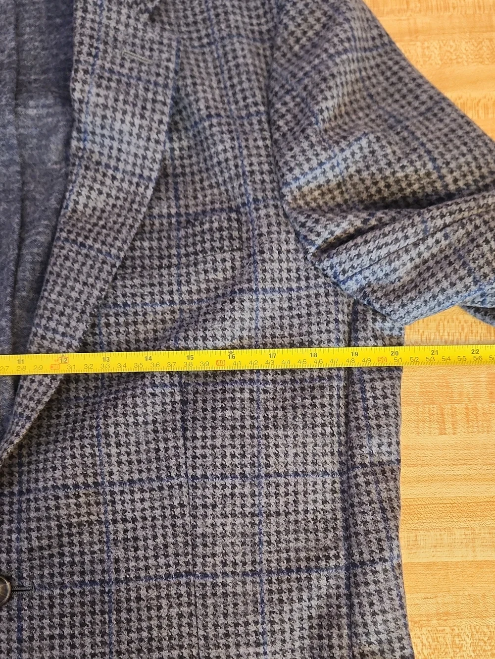 LANDS END Men's Gray Check Blazer - Classic Tailored Wool Blend, size 40L
